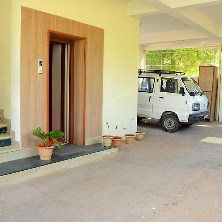 Hari Iyer Residency Hotel Tiruchchendūr Buitenkant foto