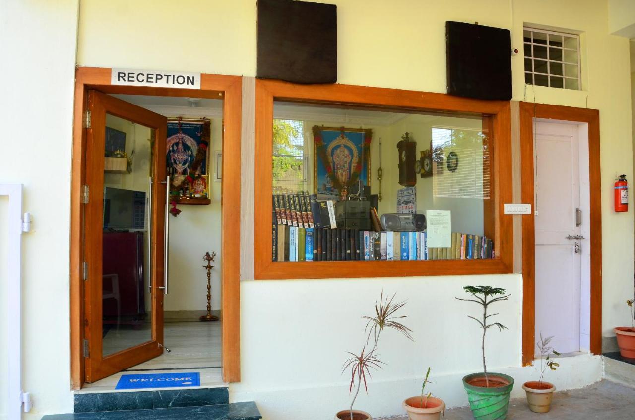 Hari Iyer Residency Hotel Tiruchchendūr Buitenkant foto